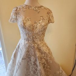 Gorgeous Oleg Cassini Wedding Gown