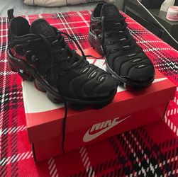 New Nike Air Vapor Max Size 8.5 Men