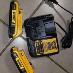 DEWALT 20v 2.0 batteries charger….