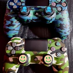 PS4 Controllers