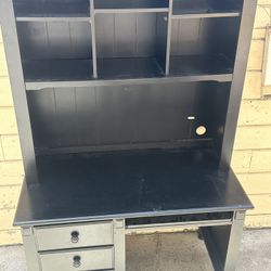 Black Excellent Condition Desk