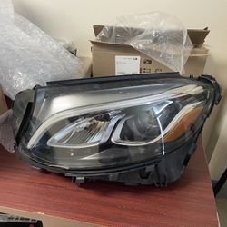 2019 Mercedes GLC 300 Left Headlight 