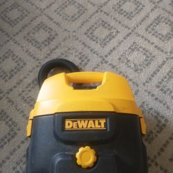 DeWalt Dc500 Dry Wet Vacuum 