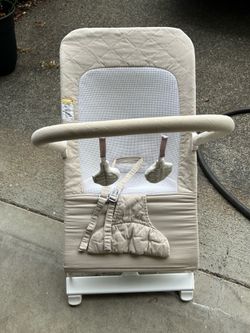 Infant bouncer chair