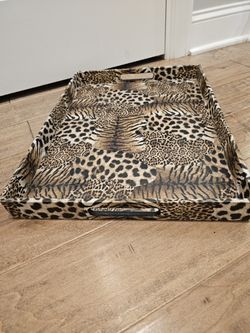 Safari Lacquer Serving Tray 18x14x2, Like New Condition 