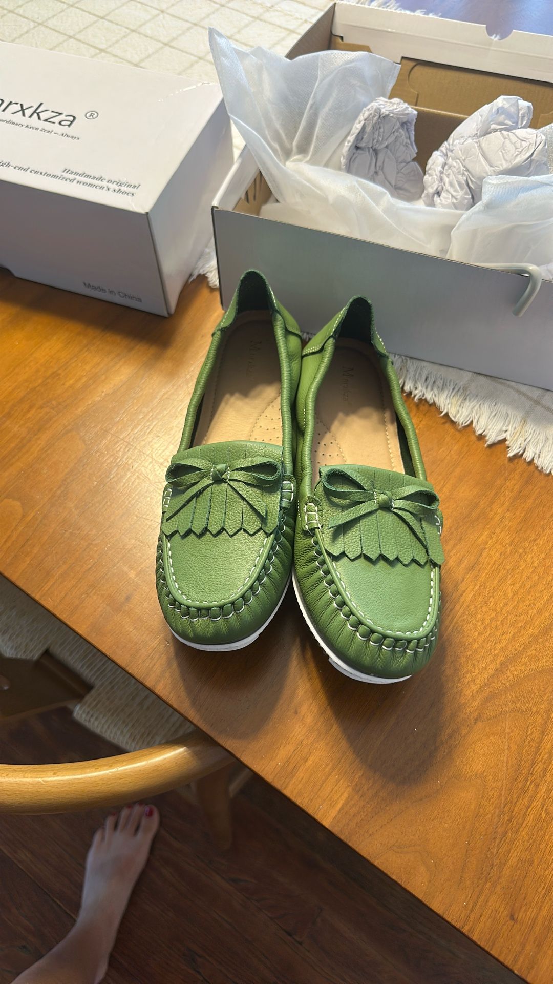 Women's Genuine Leather Loafers – Slip-Resistant Sole, Breathable & Lightweight Flats for Work, Travel, and Casual Wear