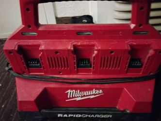 Milwaukee m18 6 port rapid charger