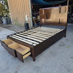 QUEEN BED FRAME 