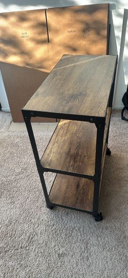Bar stand table