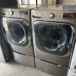 Lg Washer And Dryer Set 