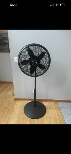 Lasko Elegance & Performance Pedestal Fan, 18 Inch, 5 blade fan