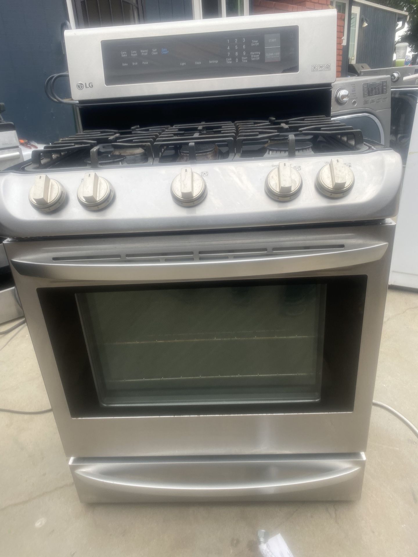 LG Gas Stove