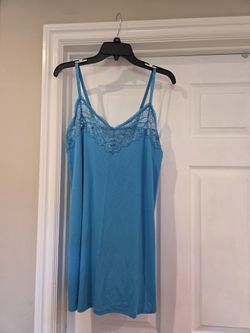 Turquoise Blue Beautiful Nightgown By Flora Size L