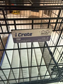 Small dog crate + pad