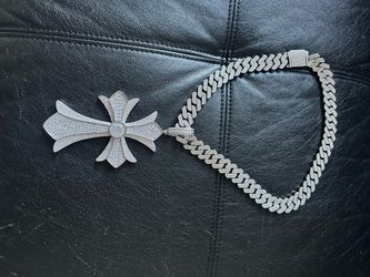 Iced out 925 cross chain