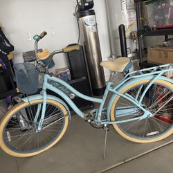Like New Women’s Beach Cruiser 
