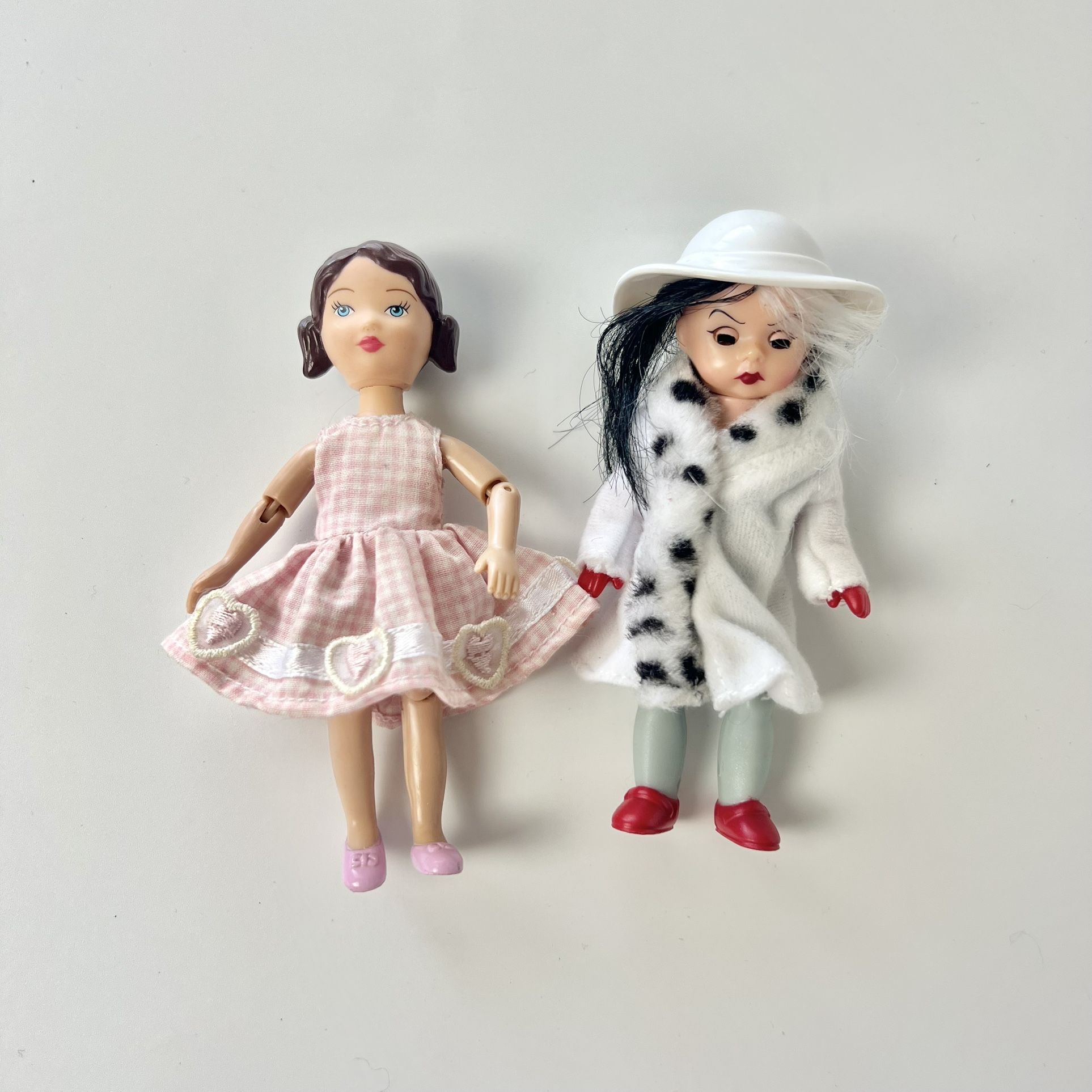 Alexander Doll Company Bundle of 2 dolls - jointed ballerina, cruella de vil