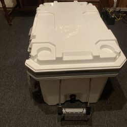 Igloo Cooler 