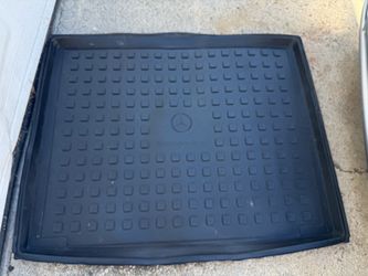 Mercedes Benz All Weather Floor Mats / Roof Rack