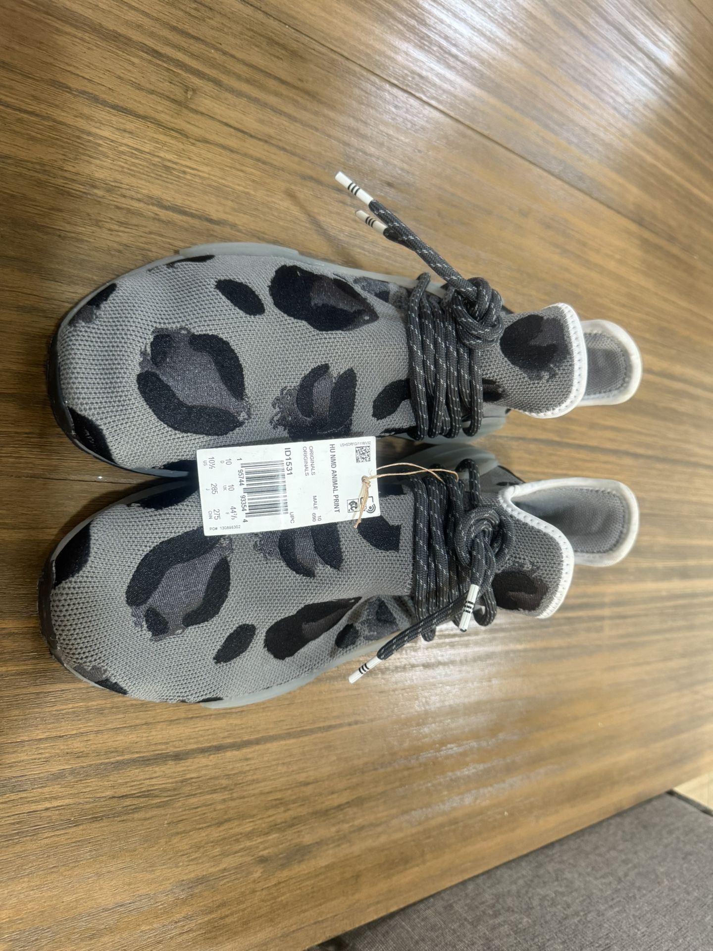 Adidas. HU ANIMAL PRINT