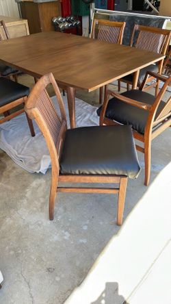 Mid century modern dining table w/ 6 chairs
