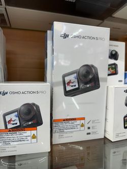 DJI Osmo Action 5 Pro Adventure Combo