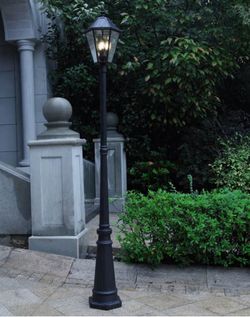 LED Solar Post Lantern Post- NEW
