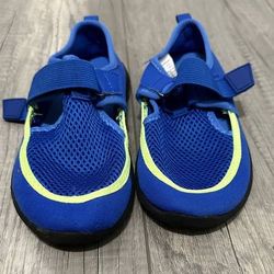 Wonder Nation Kids/Boys Water Shoes
