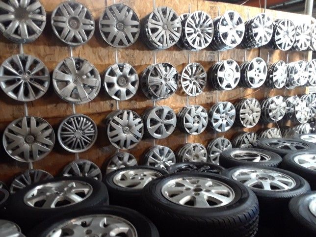 CRV Camry Corolla Hubcaps For Metal Rims Steel Wheels Civic Accord RAV4 Passat Jetta Rouge Altima Sentra