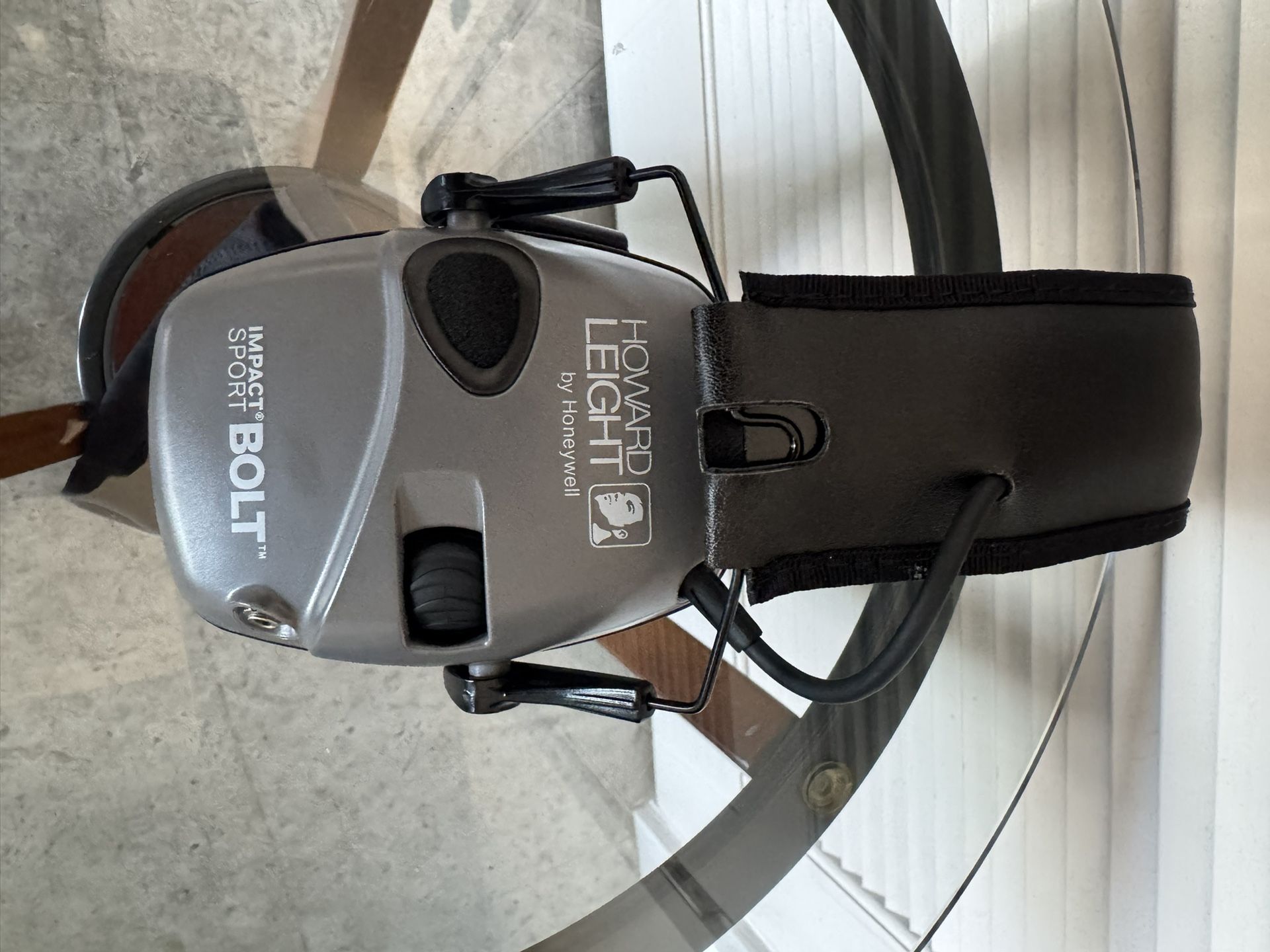 Earmuff, Howard Leight R02532 Impact Sport (like New)