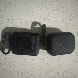 2 AIRPODS PRO WITH CASE 