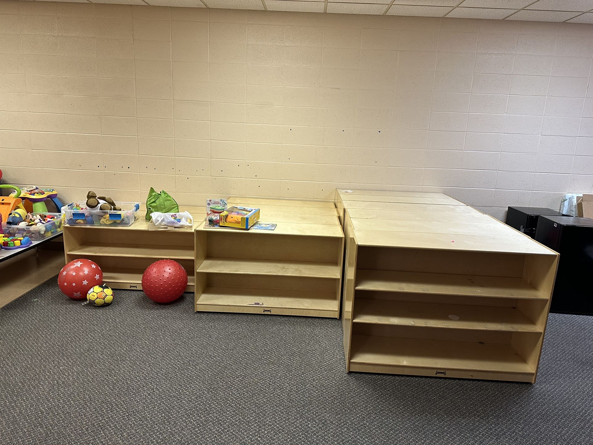 DayCare closing rummage sale