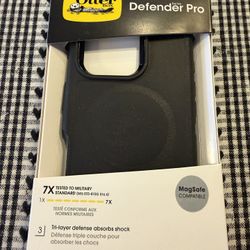 I Phone 16 PRO - OTTERBOX Defender Pro Cover - Black