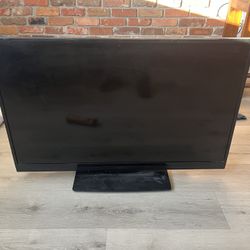40in TV (not Smart TV)