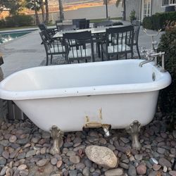 Bath Tub
