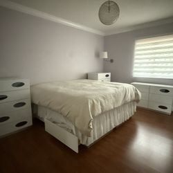 King Size / Twin Beds Bottom Draws 5 Pieces 