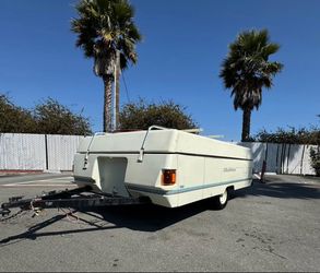2000 Coleman Camper Trailer