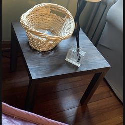 End Table/ Side Table 