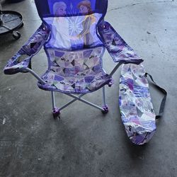 Elsa & Anna Folding Chair With Caring Bag