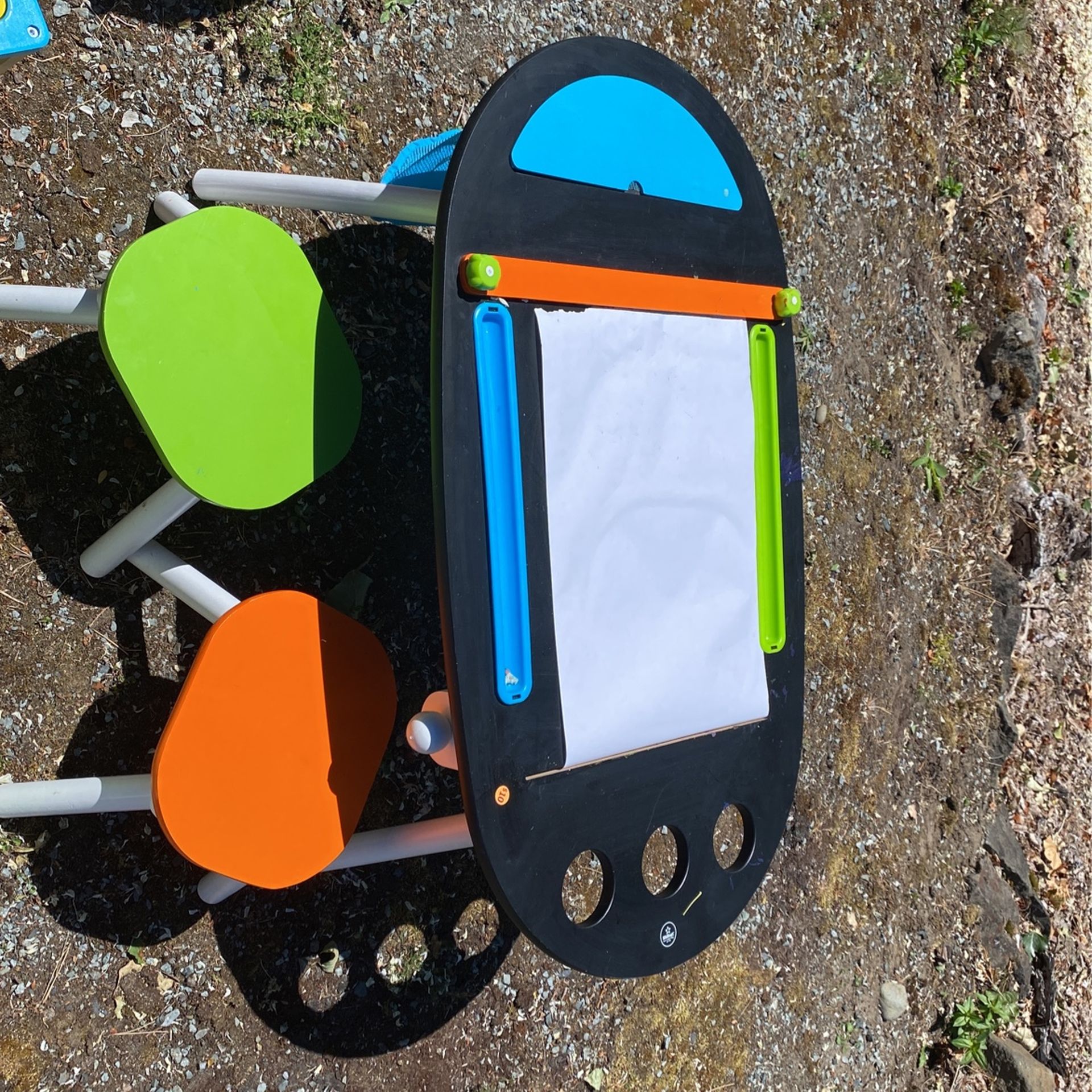 Kidkraft Art Table