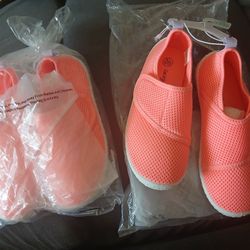 Girl Water Shoes Or Shoes