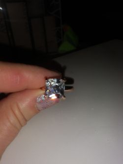 I have a beautiful engagement or wedding ring