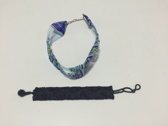 Collar y Manila