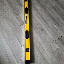 Dewalt Level 48in Magnetic