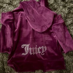 JUICY COUTURE TRACKSUIT Read Desc
