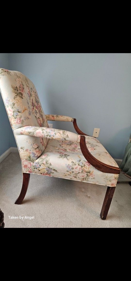 Ethan Allen Floral Upholstered Open Armchair