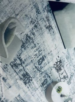 9’ By 12 Area Rug Brand New Still In Box 