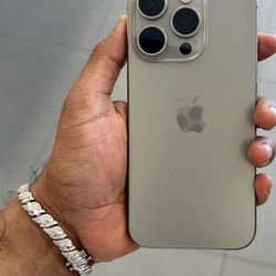 Diamond bracelet (natural)