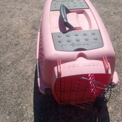 Petmate Pink Pet Kennel Small 