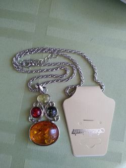 Costume jewelry, Necklace with pendant, new